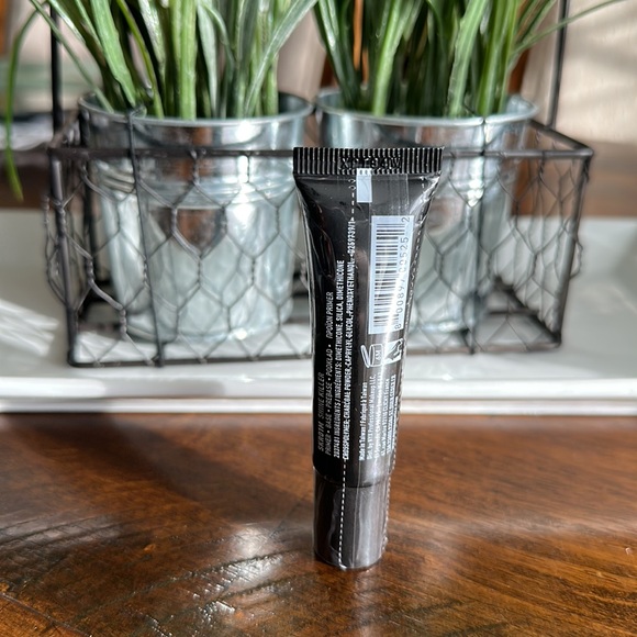 Shine Killer Mattifying Primer Mini Infused with Charcoal 0.27fl oz - Picture 10 of 10